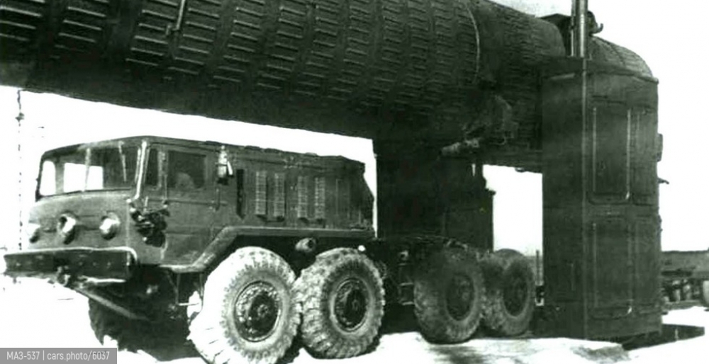 Стрела-10м4. 2 а35. Маз-537 седельный тягач-тяжеловоз. Кувалда сталина 203-мм гаубица б-4. Зрк 9к35 стрела-10.