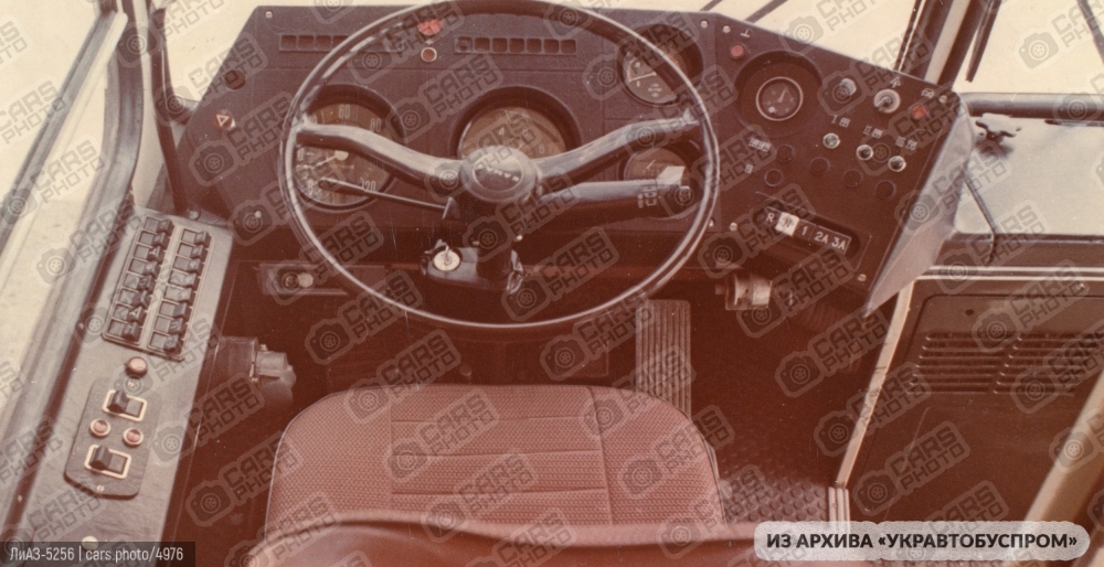 ЛиАЗ-5256